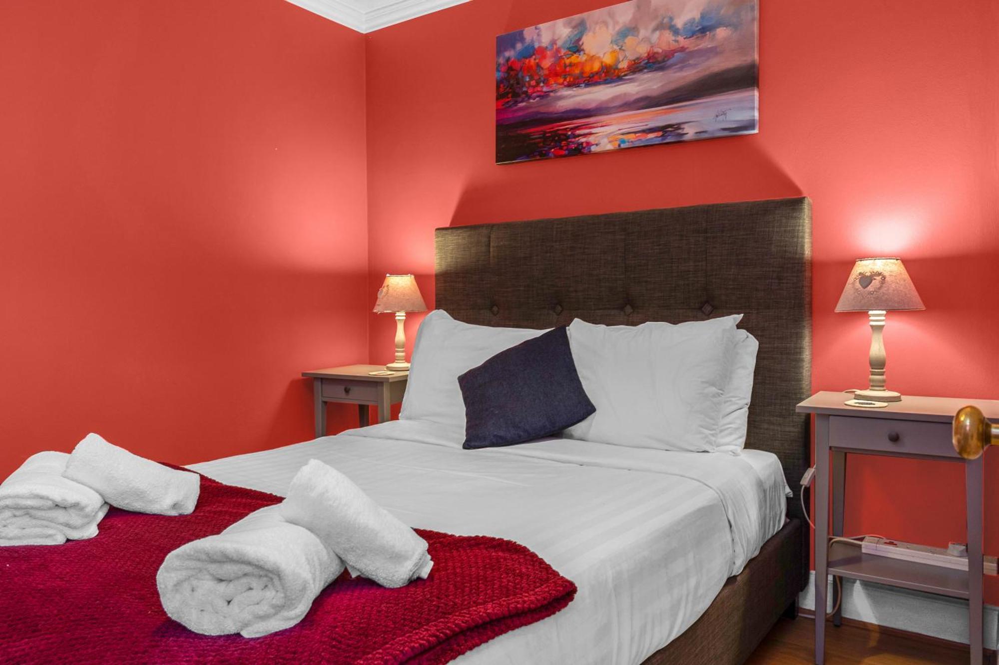 Charming Apartment In The Old Town Edinburgh Bagian luar foto