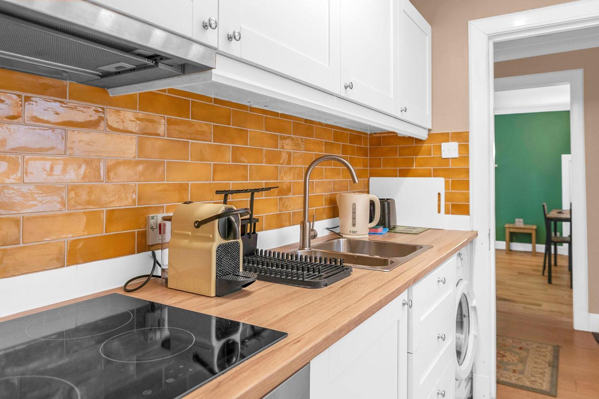 Charming Apartment In The Old Town Edinburgh Bagian luar foto